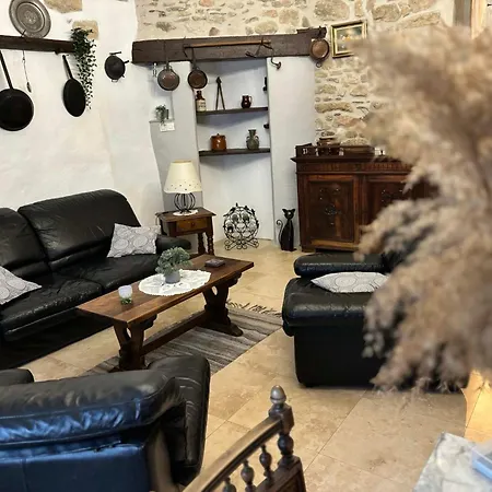 Chez Nath Et Oli Caunes-Minervois